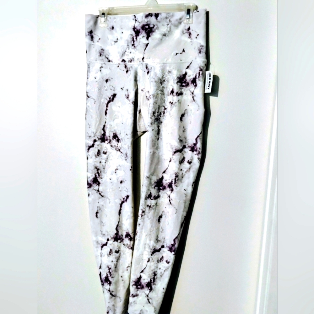 Old Navy White and Purple Patterned Leggings